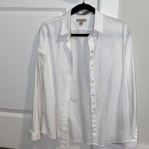 Women’s Burberry button up blouse